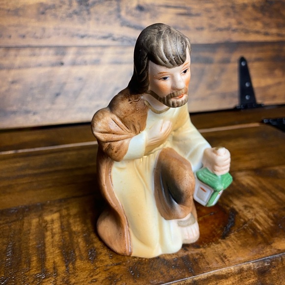 HOMCO Nativity Christmas Home Interiors Joseph Replacement Figurine - Picture 2 of 8